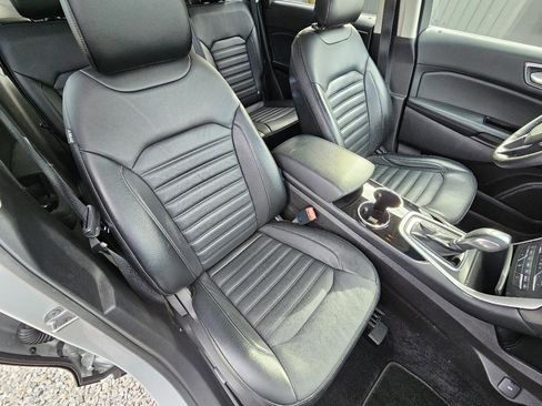 Used 2015 Ford Edge SEL w/ Equipment Group 201A image 33