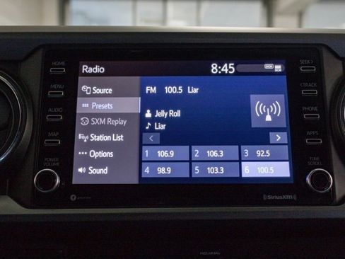 Used 2020 Toyota Tacoma TRD Off-Road image 14