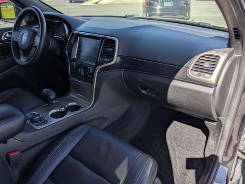 Used 2014 Jeep Grand Cherokee Limited w/ Trailer Tow Group IV AWD/4WD image 30