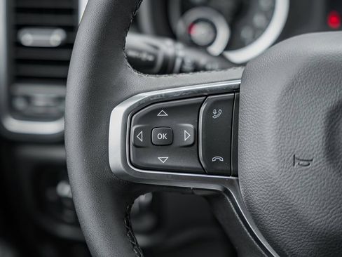 New 2026 RAM 1500 4x4 Crew Cab image 33