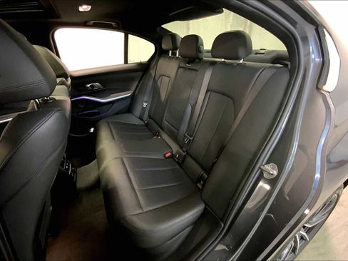 Used 2019 BMW 330i xDrive Sedan w/ Convenience Package image 20