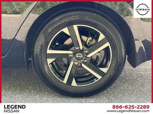 Used 2025 Nissan Sentra SV w/ All-Weather Package FWD image 9