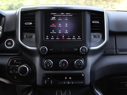 Used 2020 RAM 1500 Big Horn AWD/4WD image 18