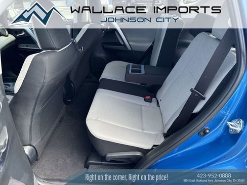 Used 2017 Toyota RAV4 XLE FWD image 34