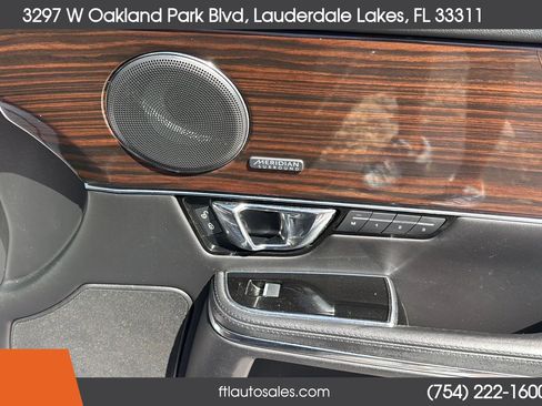 Used 2016 Jaguar XJ AWD/4WD image 41