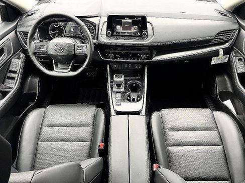 New 2026 Nissan Rogue SV image 8