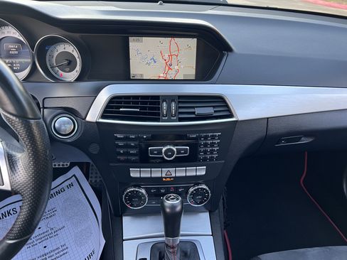 Used 2013 Mercedes-Benz C 250 Coupe image 19