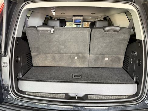 Used 2015 Cadillac Escalade Premium AWD/4WD image 37