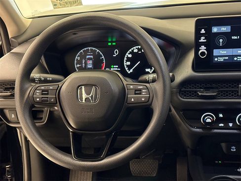 Certified 2026 Honda HR-V LX image 15