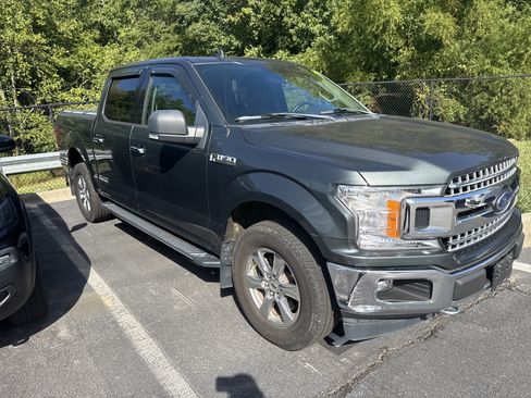 Used 2018 Ford F150 XLT w/ Equipment Group 302A Luxury AWD/4WD image 5