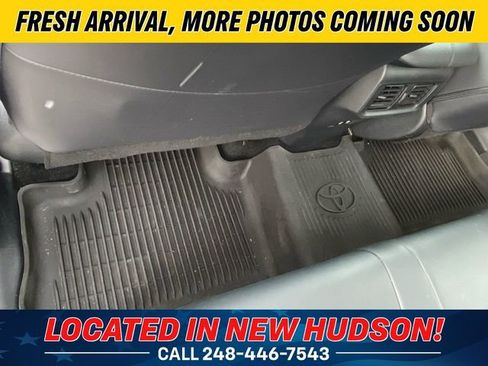 Used 2020 Toyota RAV4 XLE Premium image 34