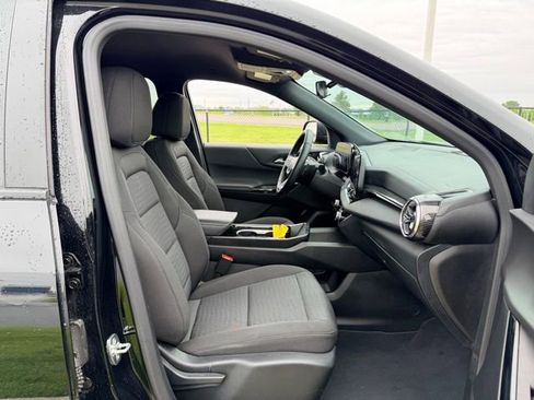 Certified 2025 Chevrolet Equinox LT w/ Midnight Edition AWD/4WD image 10