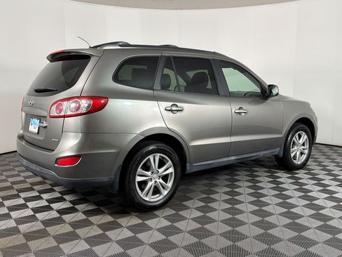 Used 2012 Hyundai Santa Fe Limited FWD image 7