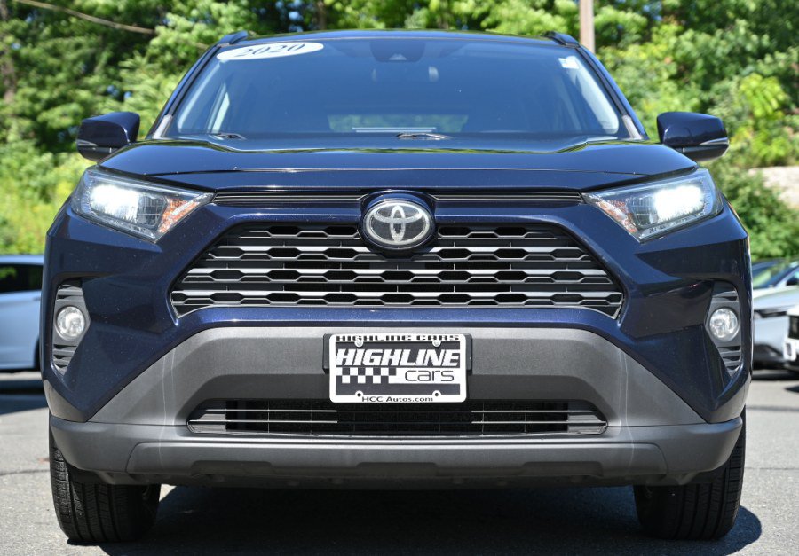 Used 2020 Toyota RAV4 XLE w/ All Weather Liner Package AWD/4WD image 8