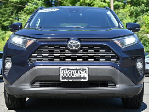 Used 2020 Toyota RAV4 XLE w/ All Weather Liner Package AWD/4WD image 8