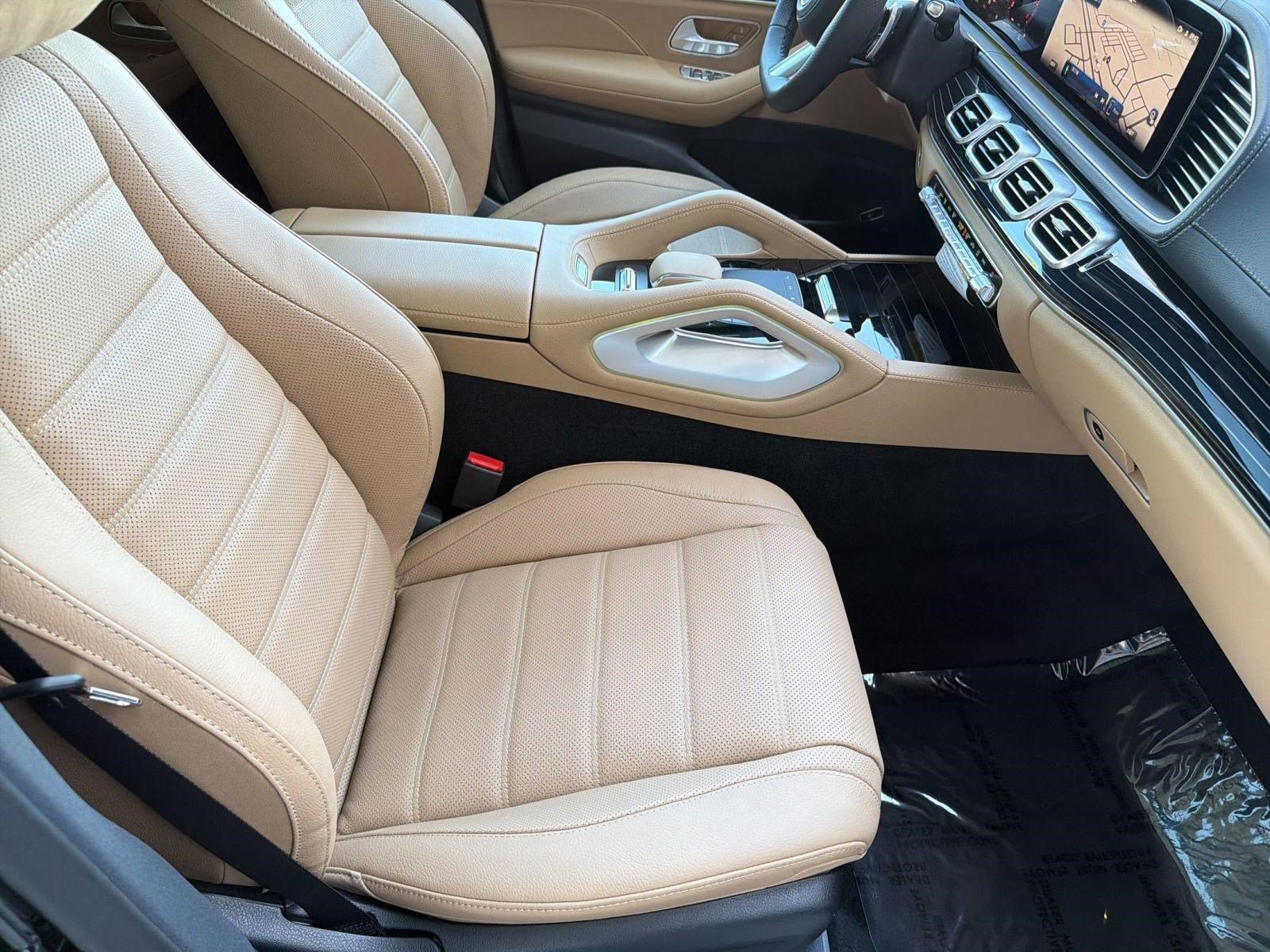New 2026 Mercedes-Benz GLS 450 4MATIC image 32