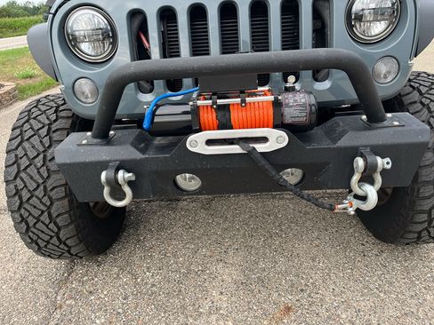Used 2014 Jeep Wrangler Sport AWD/4WD image 11