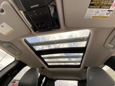 New 2026 Mitsubishi Outlander AWD image 15