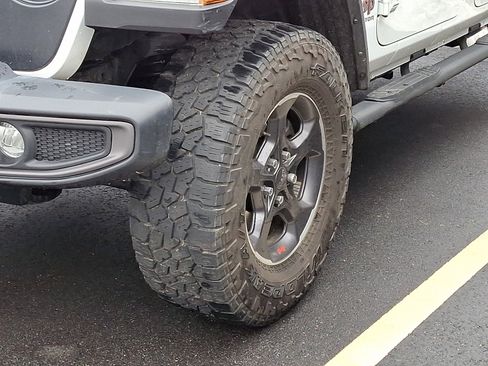 Used 2022 Jeep Gladiator Rubicon w/ LED Lighting Group image 6