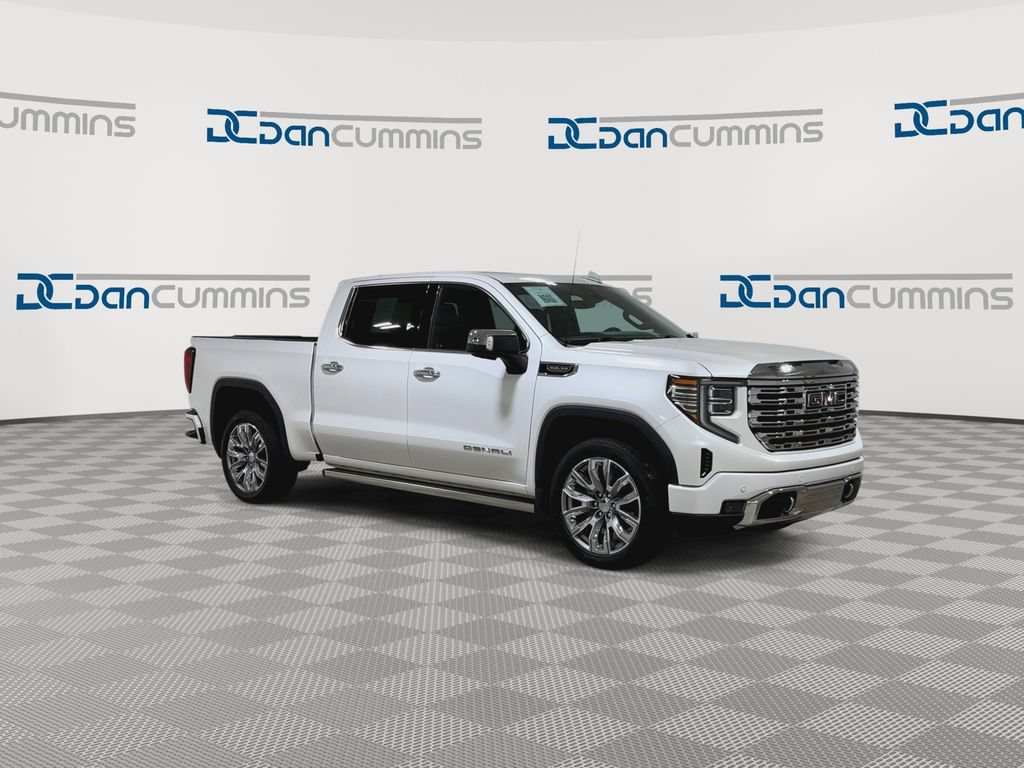 Used 2023 GMC Sierra 1500 Denali w/ Denali Reserve Package AWD/4WD image 2