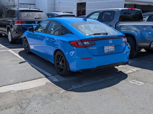 Used 2022 Honda Civic Sport image 4
