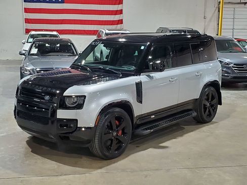 Used 2021 Land Rover Defender 110 X image 43