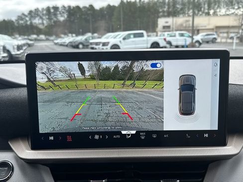 New 2026 Ford Explorer Active w/ Active Comfort Package image 16