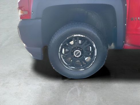 Used 2017 Chevrolet Silverado 1500 LT w/ All Star Edition image 34