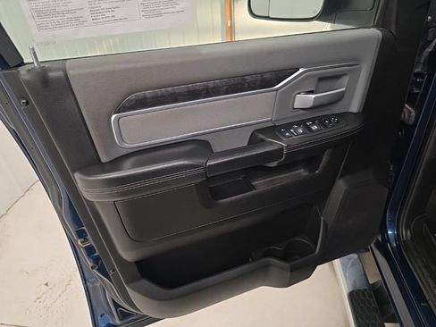 Used 2019 RAM 2500 Big Horn AWD/4WD image 12
