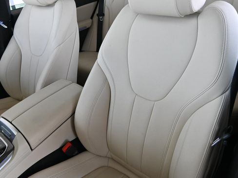 Used 2021 BMW X5 sDrive40i w/ Convenience Package RWD image 12
