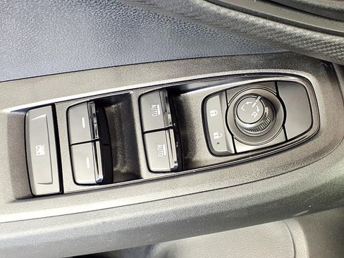 Used 2025 Subaru Crosstrek 2.5i Sport w/ Crosstrek Mirror Package image 16