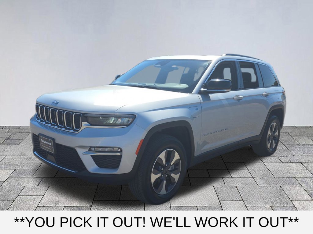 Used 2024 Jeep Grand Cherokee Limited 4xe AWD/4WD image 3