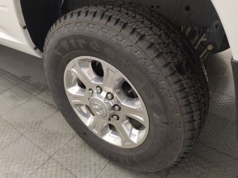 Used 2023 RAM 2500 Big Horn w/ Level 1 Equipment Group RWD image 31