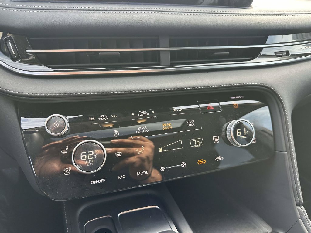 Used 2026 INFINITI QX60 Luxe w/ Cargo Package AWD/4WD image 24