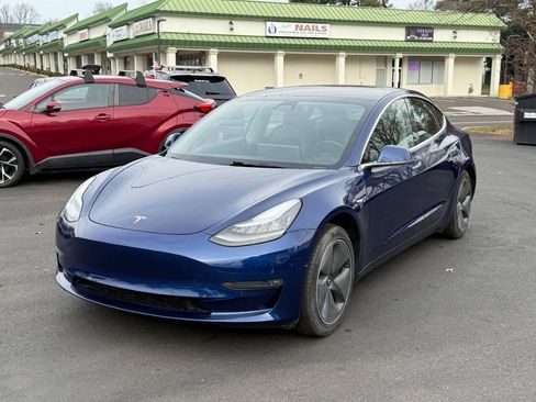 Used 2019 Tesla Model 3 Long Range RWD image 3