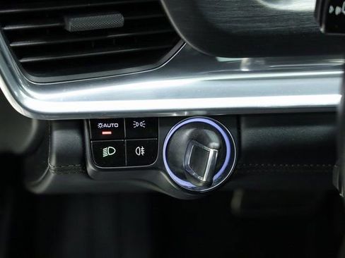 Used 2020 Porsche Panamera GTS image 35