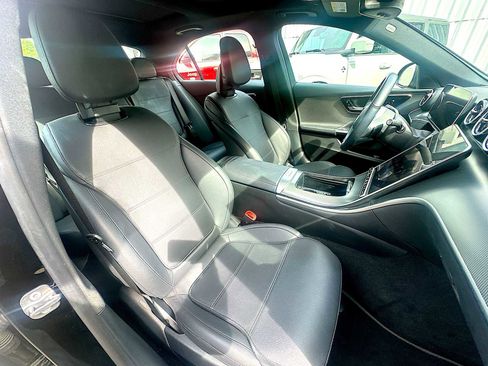 Used 2024 Mercedes-Benz C 300 4MATIC Sedan image 25