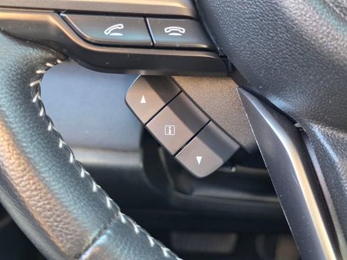 Certified 2022 Subaru Outback Premium image 26