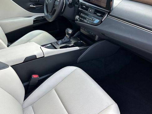 Used 2023 Lexus ES 350 w/ Premium Package FWD image 14