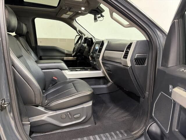 Used 2021 Ford F250 Lariat w/ Lariat Ultimate Package AWD/4WD image 39