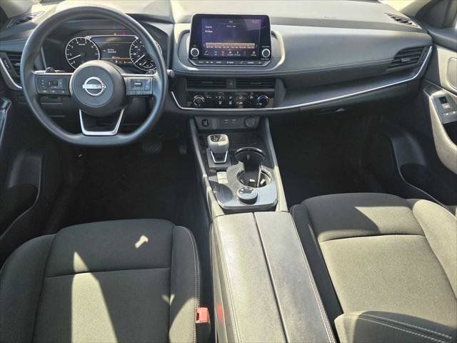 Used 2024 Nissan Rogue S AWD/4WD image 18