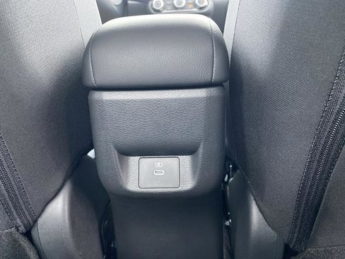 New 2025 Nissan Versa SV w/ Trunk Package image 29