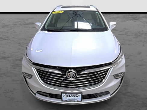 Used 2023 Buick Enclave Essence w/ Experience Buick Package AWD/4WD image 6