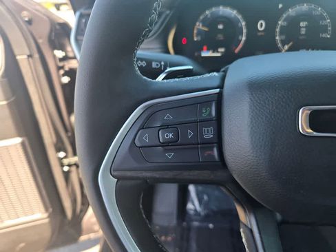 New 2026 Jeep Grand Cherokee L Limited AWD/4WD image 21