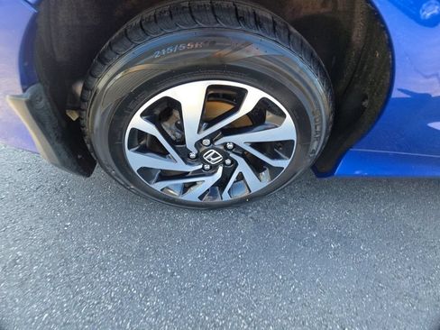 Used 2018 Honda Civic LX image 9