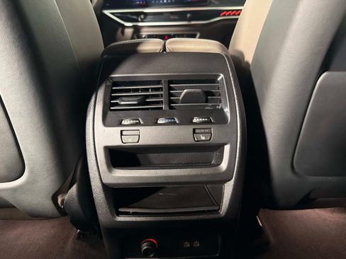 Used 2025 BMW X5 M Competition AWD/4WD image 30