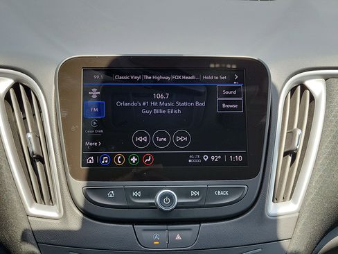 Used 2025 Chevrolet Malibu LT FWD image 25