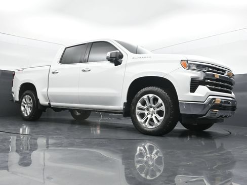 Used 2023 Chevrolet Silverado 1500 LTZ AWD/4WD image 40