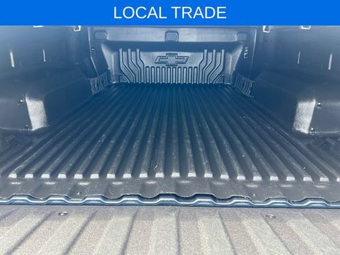 Used 2020 Chevrolet Silverado 1500 LT w/ Convenience Package AWD/4WD image 13