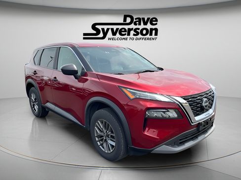 Used 2023 Nissan Rogue S AWD/4WD image 3